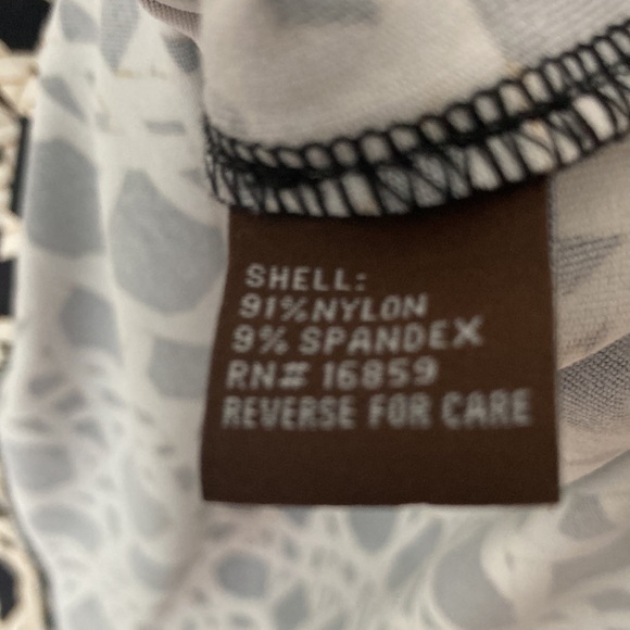 J. McLaughlin XL Tunic Black, Cream, and Tan with Button Front and 3/4 Sleeves - Picture 7 of 8